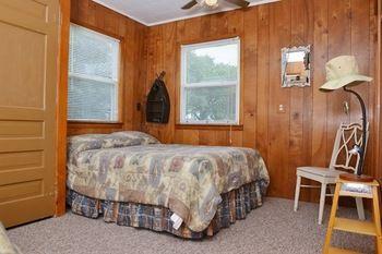 Hotel Lucky Horseshoe Cabins Au Sable Exterior foto